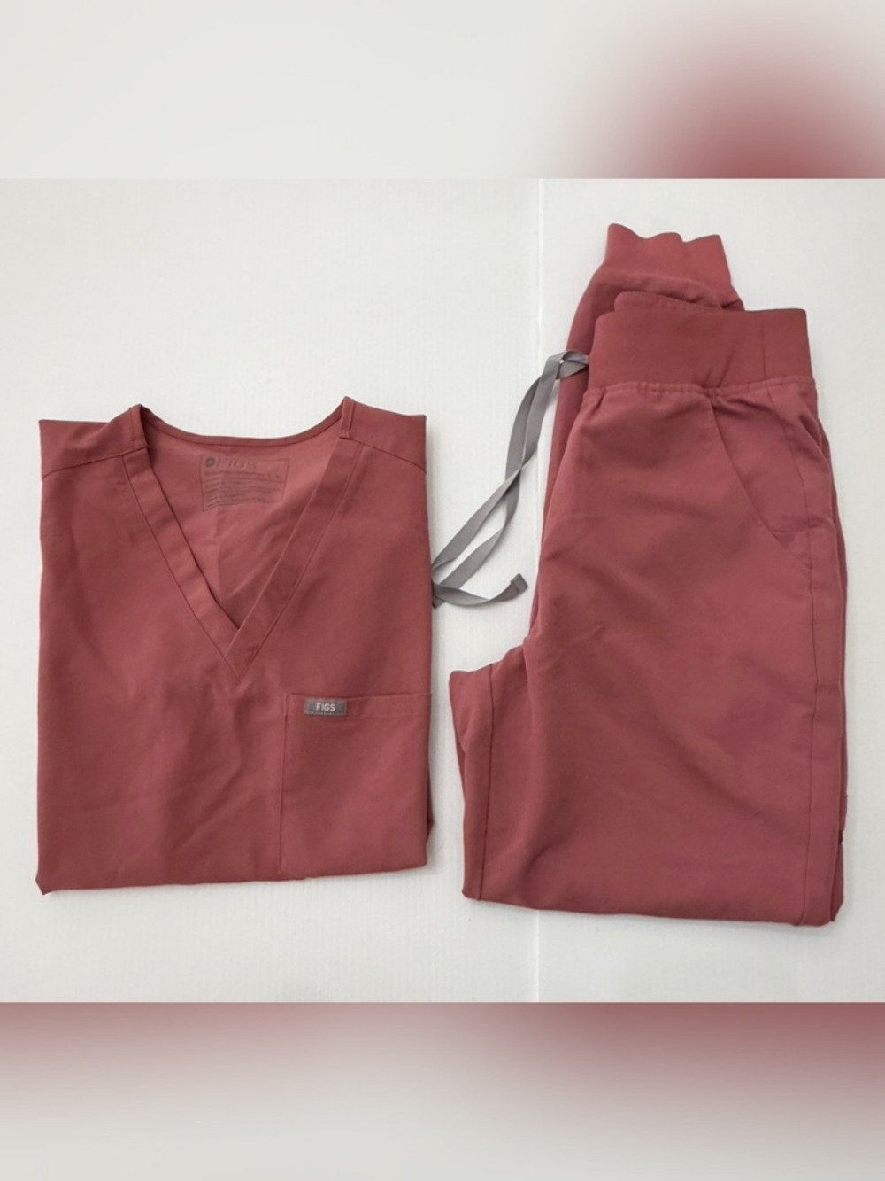 Figs Mauve Scrub Set - High Waisted Zamora Jogger and Catarina Top - S